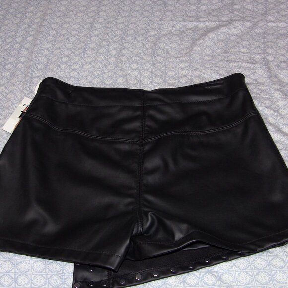 Telepatia Black Pleather Studded Skort - NWT - size M - Picture 2 of 11